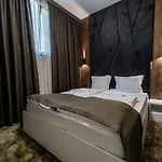 Euphoria Hotel 3*