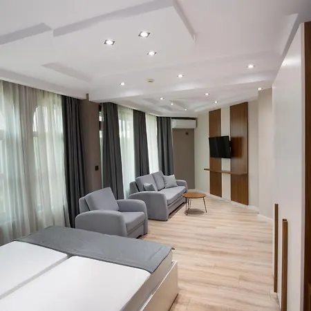 Hotel Euphoria 3*